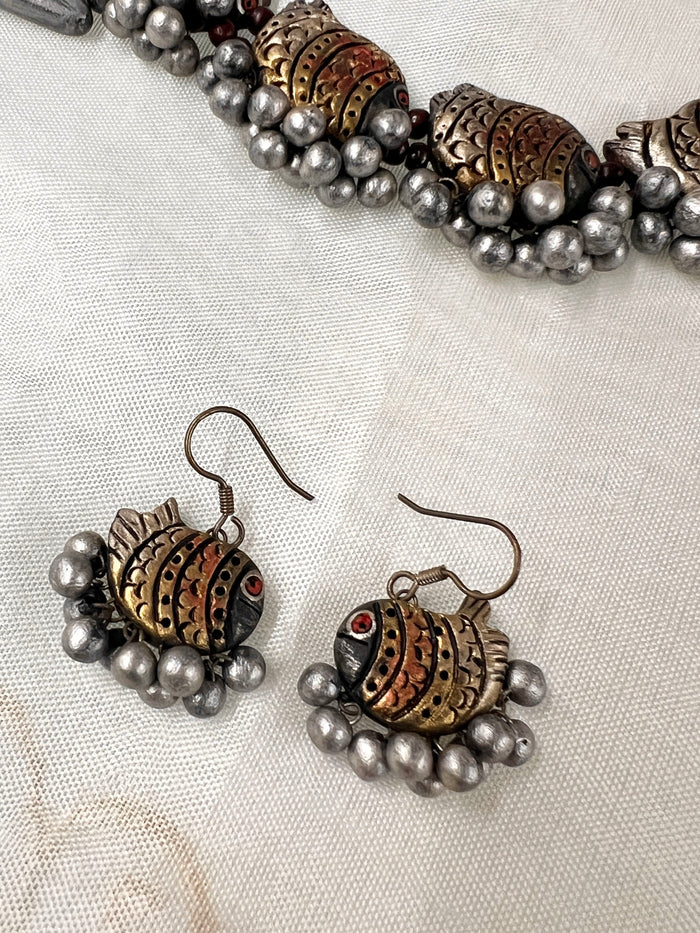 School of fish terracotta choker set