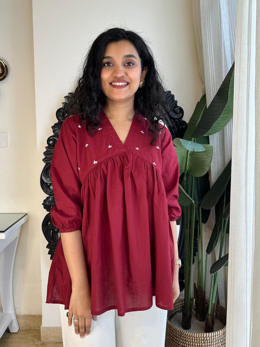 Bella Minimal Cotton Top- Maroon
