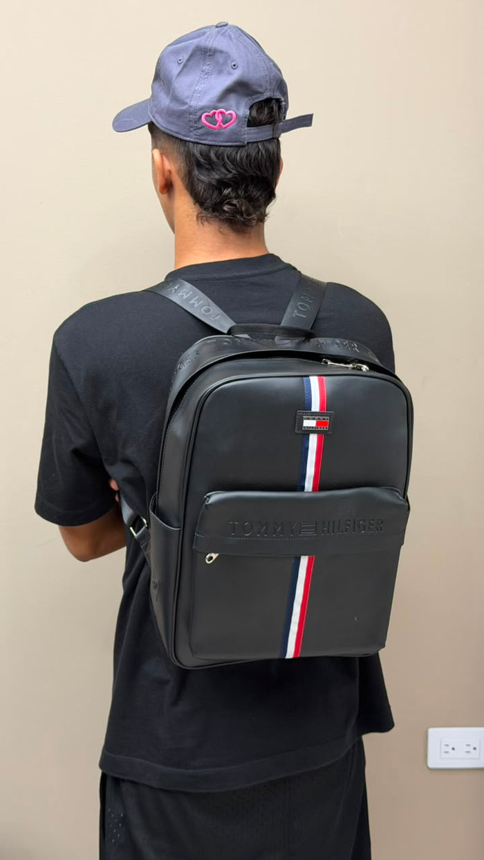 BOLSO TOMMY HILFIGER NEGRO ROJO