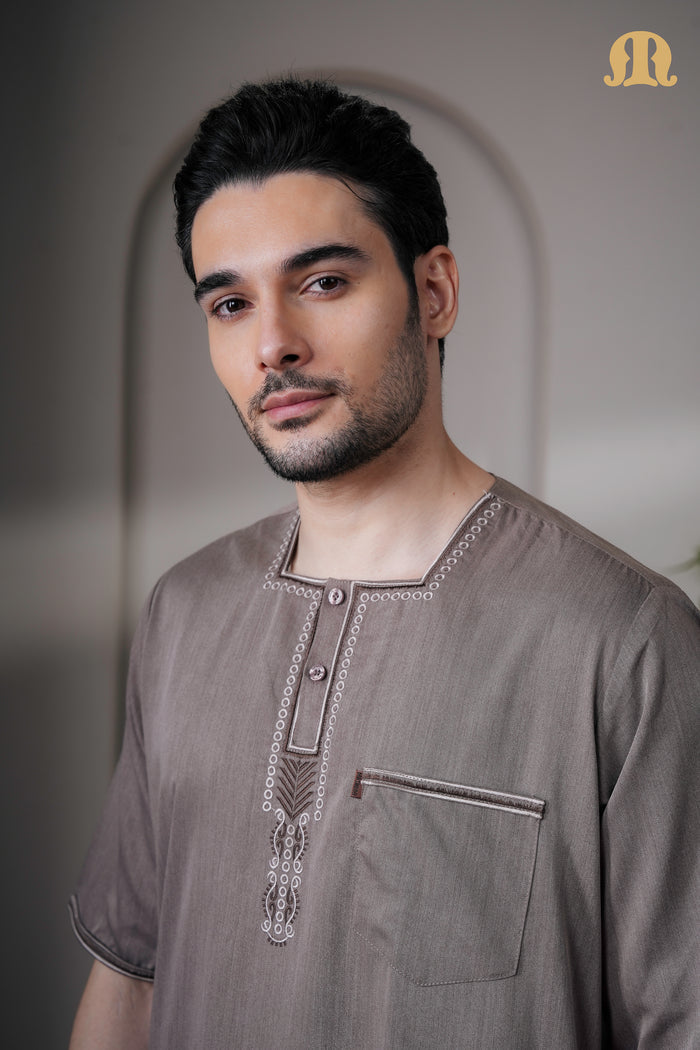 Daqiq Brown Half Sleeve Thobe Mens