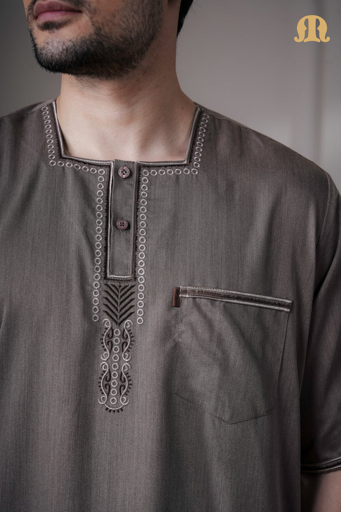 Daqiq Brown Half Sleeve Thobe Mens