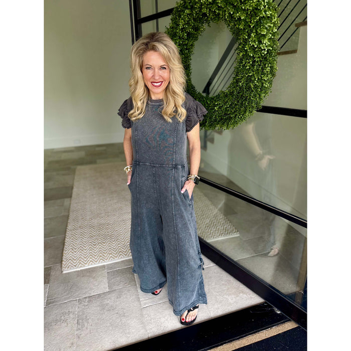 Easel - Sleeveless, Mineral Washed Jumpsuit 7025 - Black