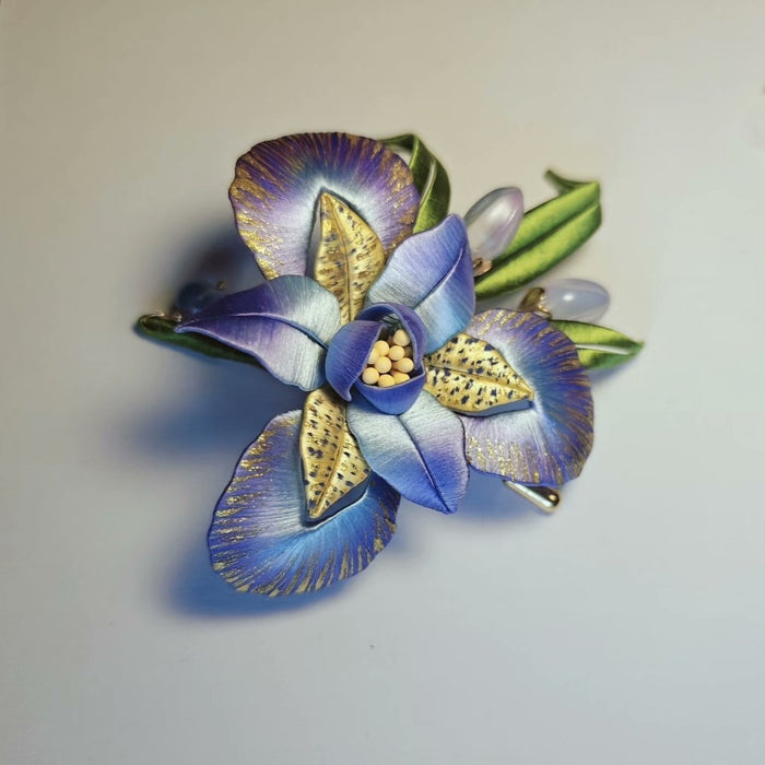 Handmade Thread-Wrapped Iris Brooch - Artisanal Chanhua Floral Pin
