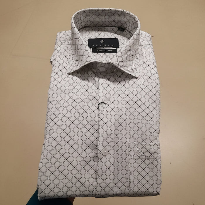 Men White Diamond Printed Formal Shirt