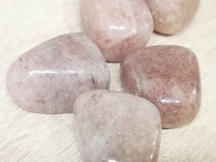 Earthstore® Muscovite (Mica) - Tumblestone