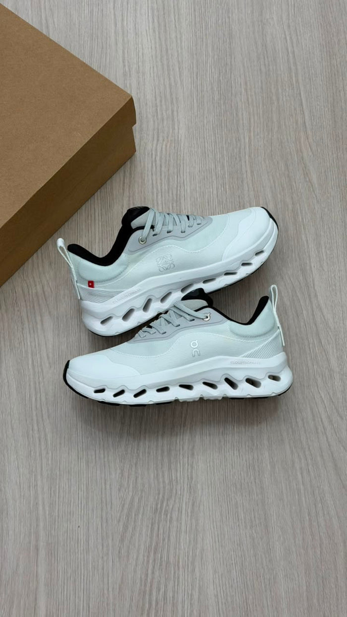 ON CLOUD GRAFITY BLANCO GRIS