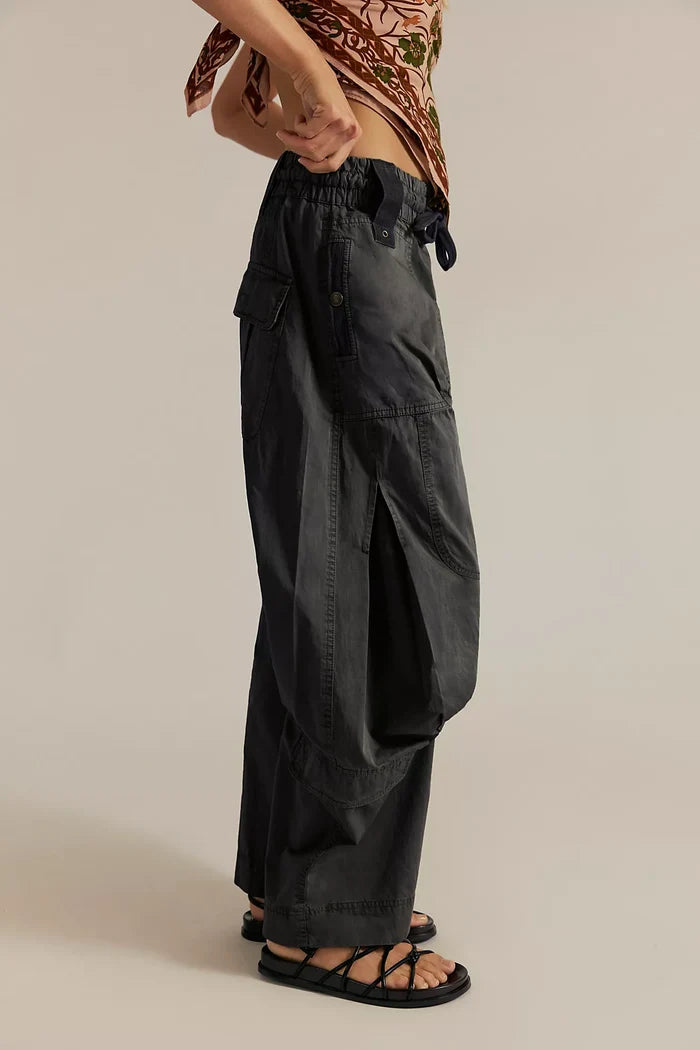 Onset Parachute Pant - Black Sand