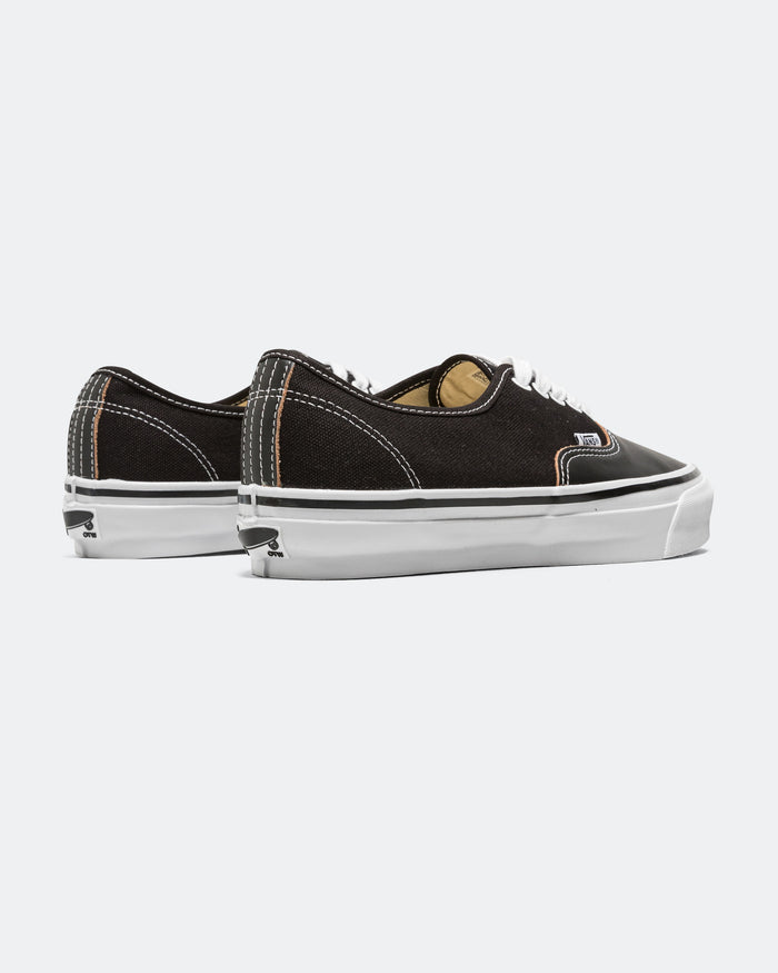 OTW Authentic 44 Siped Vibram - Black
