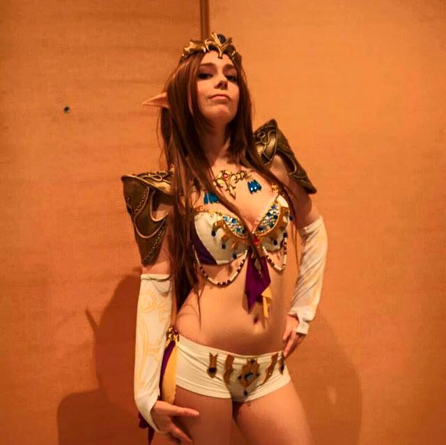 Princess Zelda Inspired Bra and Shorts Costume Cosplay Dance Rave Halloween