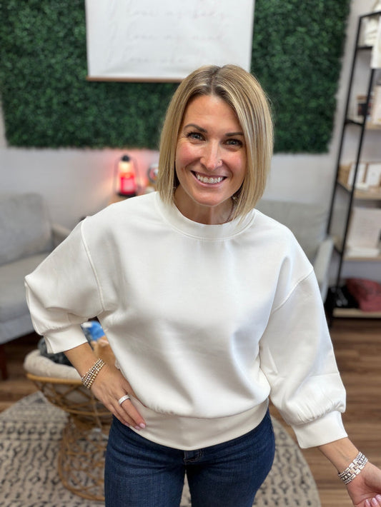 Quinnlee Pullover - White
