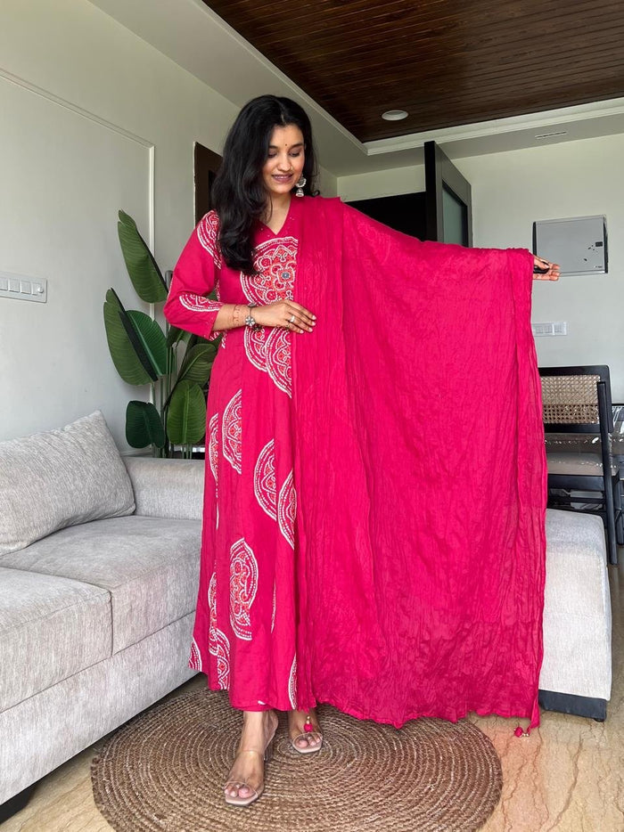 Raga Crushed Dupatta Anarkali Set- Pink