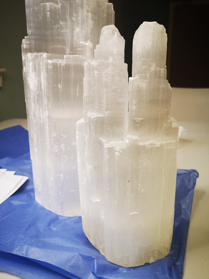 Earthstore® Selenite White Twin Peaked Tower Lamp (26cm≈10in and 40cm≈16in)
