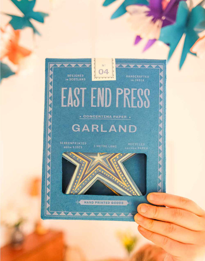Star Concertina Garland, Stars Design 04, East End Press