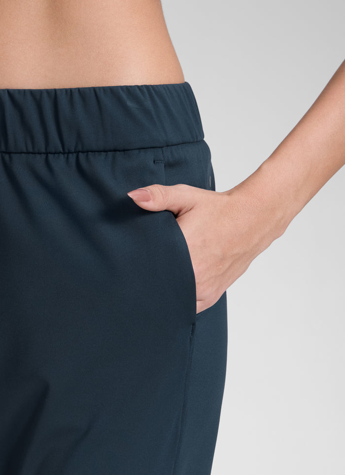 CRZ YOGA Women's Travel Slim Fit Stretch Drawstring Jogger 27'' True Navy
