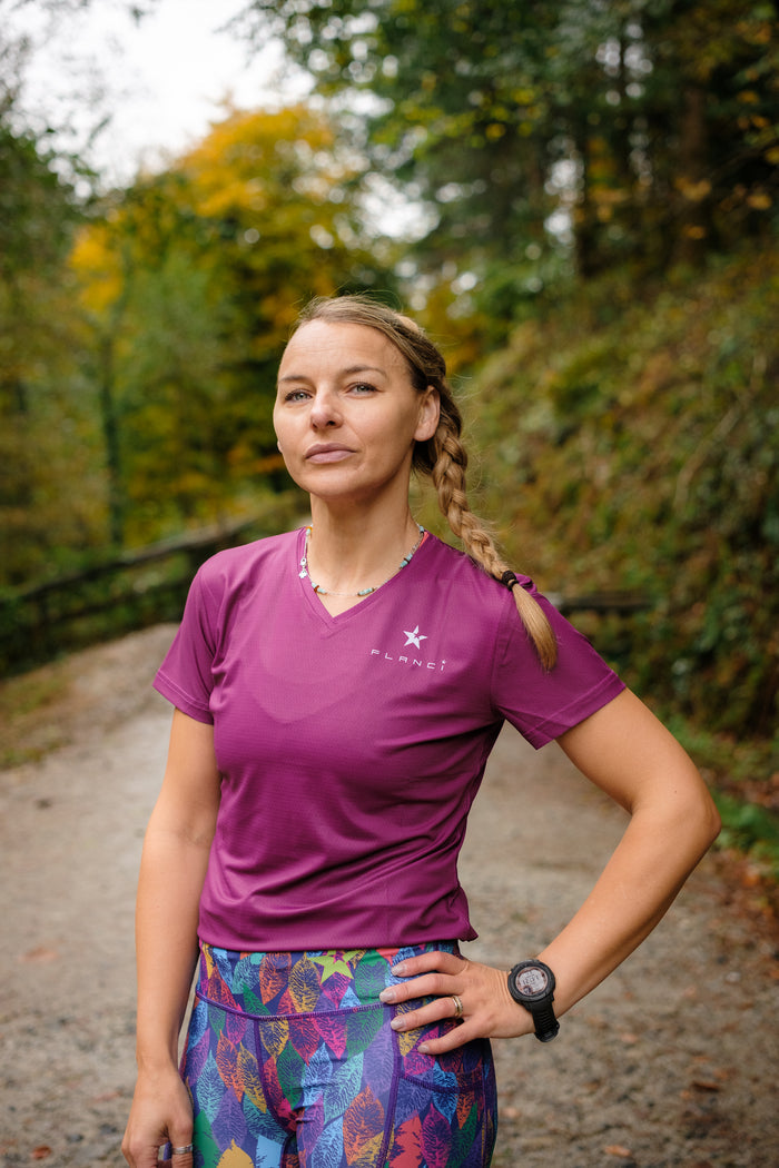 Super lightweight Tech T-Shirt Ladies Fit |Wine purple