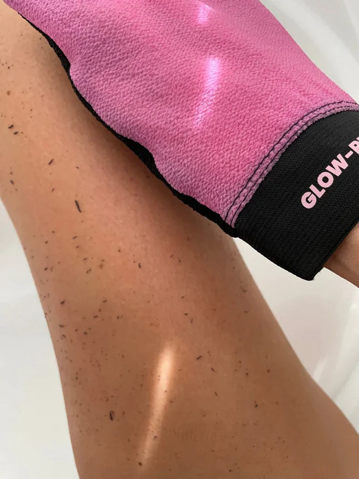 The Fox Tan Exfoliating Wonder Mitt | Wholesale