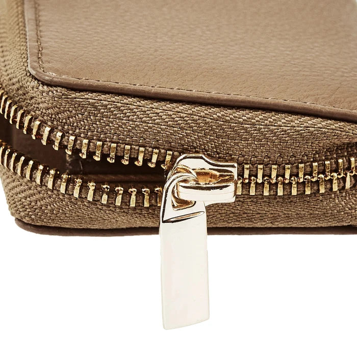 WINGS Mały portfel damski ze skóry naturalnej zapinany na zamek BEIGE LEATHER COLLECTION